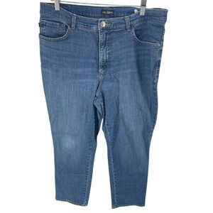 Lee Women's Classic Fit Straight Leg Ankle Jeans Blue Denim Medium Wash Size 14